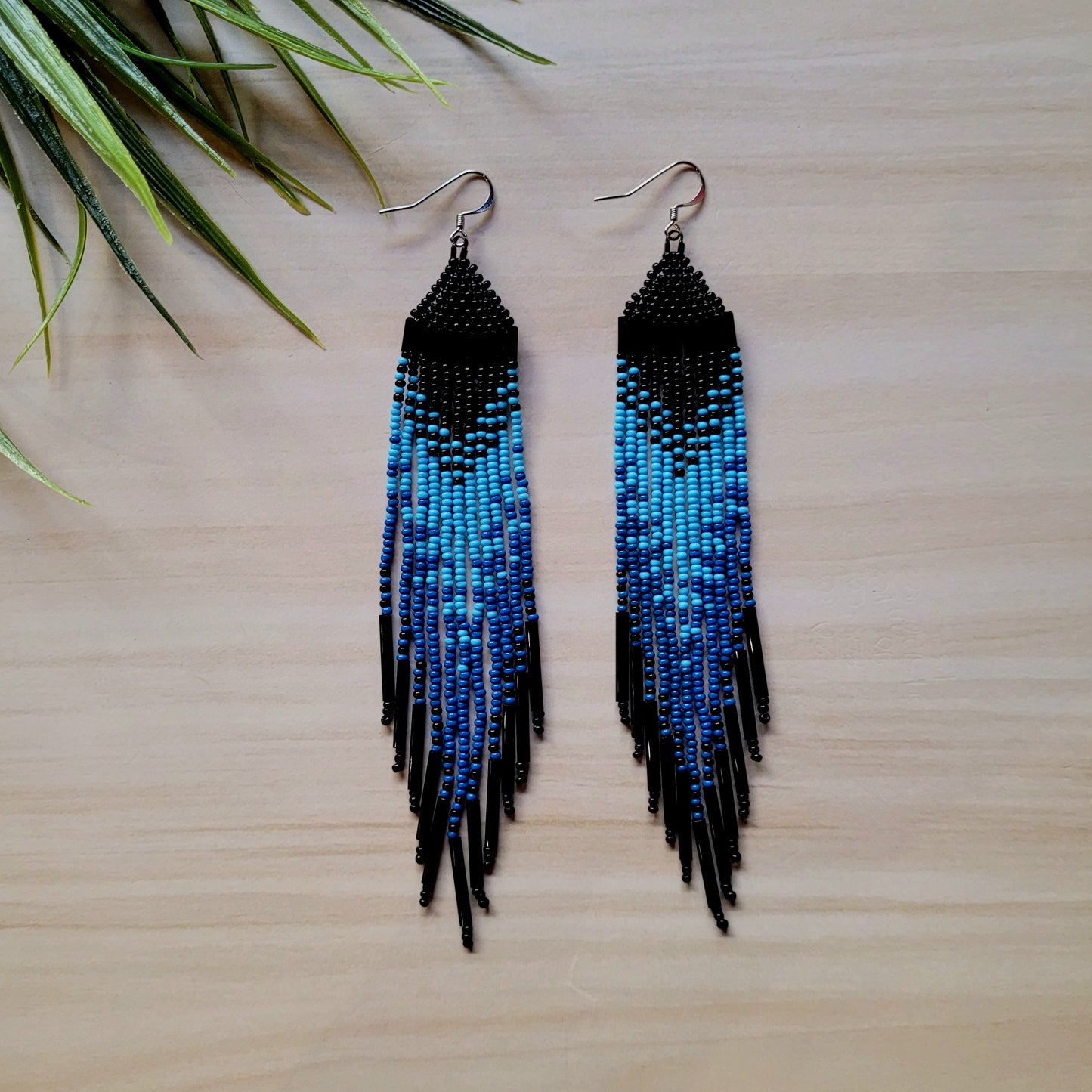 Boucles d'oreilles bleues et noires - Matsheshu créations